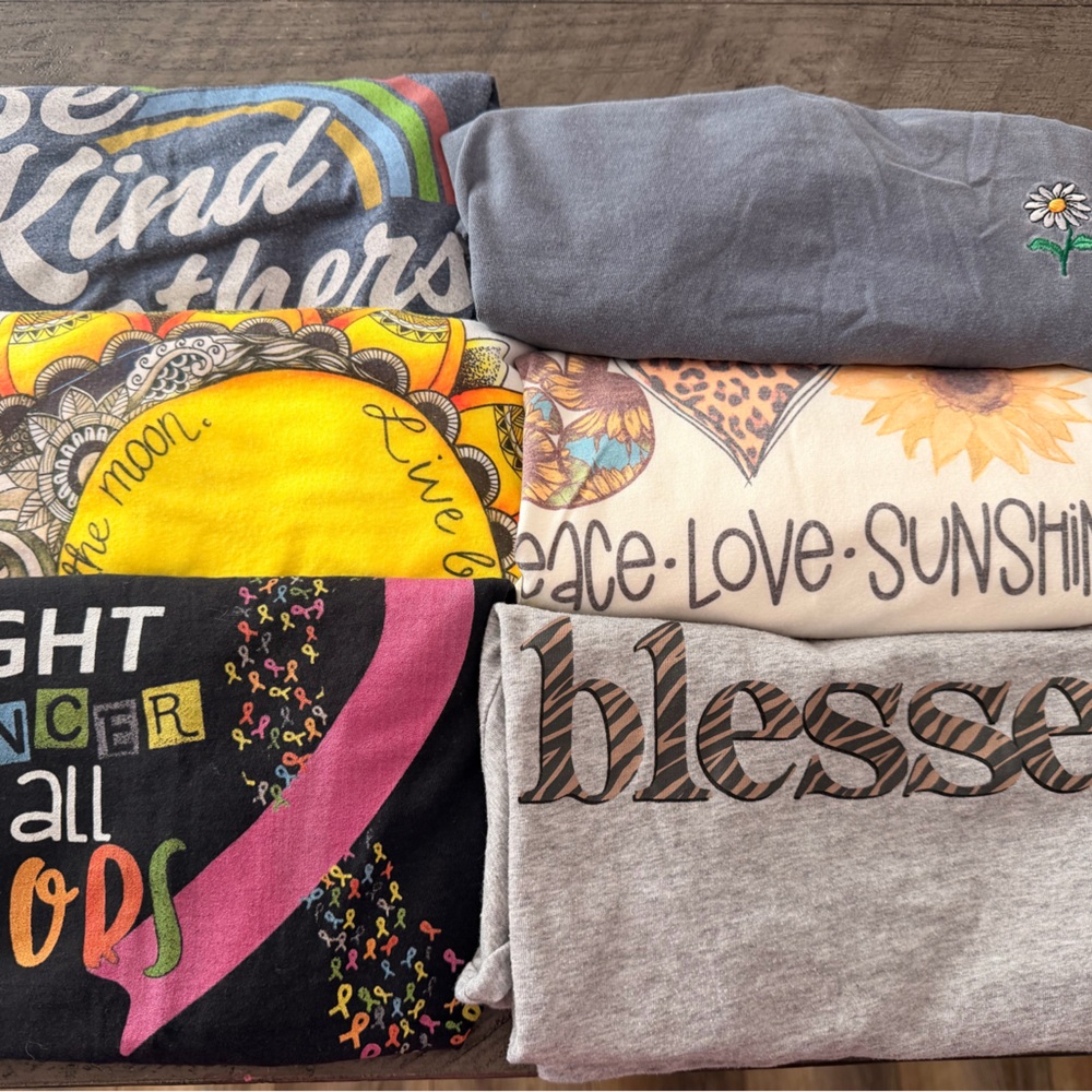 6 Graphic Print T-shirt Set- Medium